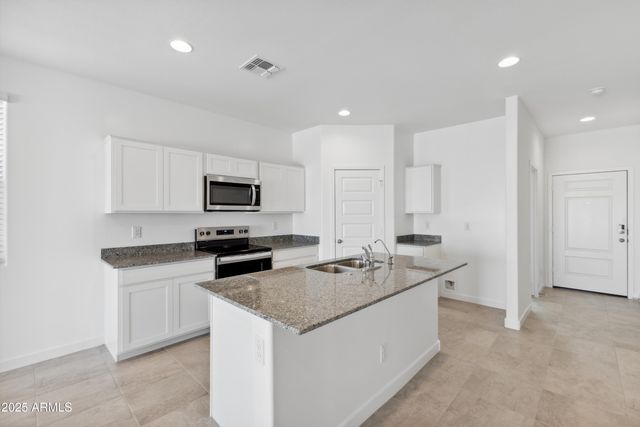 1357 W SHANNONS Way, Coolidge, AZ 85128