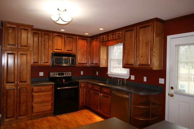 710 Washington Dr, Lebanon, TN 37087