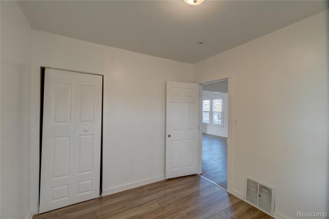 320 Hudson Street, Wyandotte, MI 48192