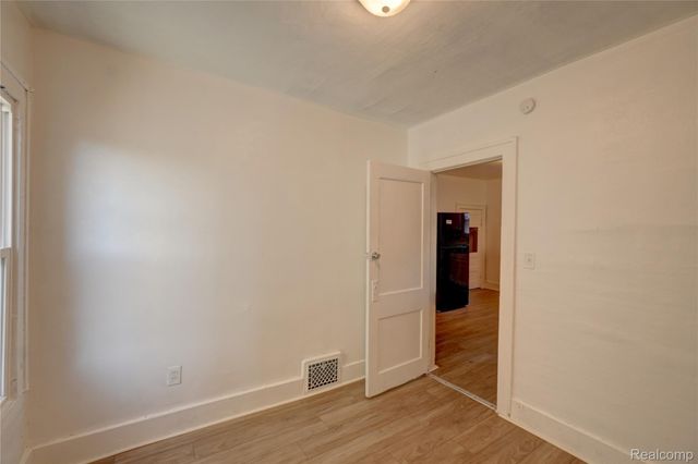 320 Hudson Street, Wyandotte, MI 48192