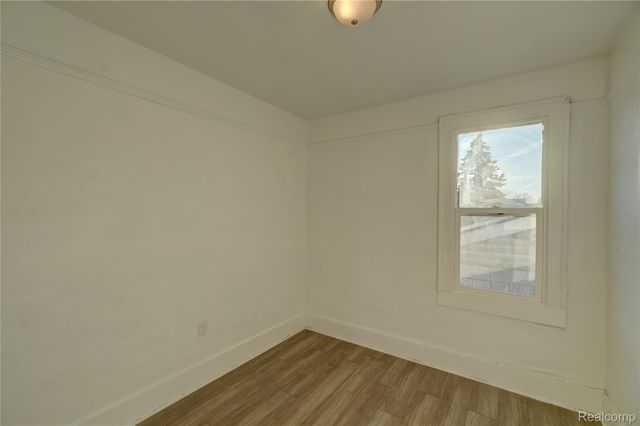 320 Hudson Street, Wyandotte, MI 48192