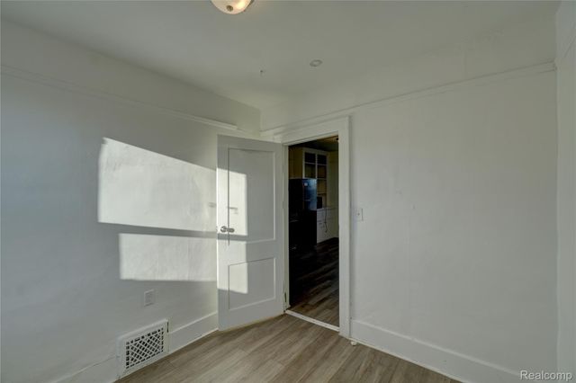 320 Hudson Street, Wyandotte, MI 48192