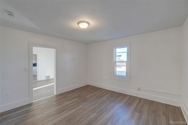 320 Hudson Street, Wyandotte, MI 48192