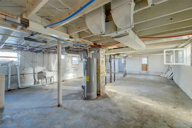 320 Hudson Street, Wyandotte, MI 48192