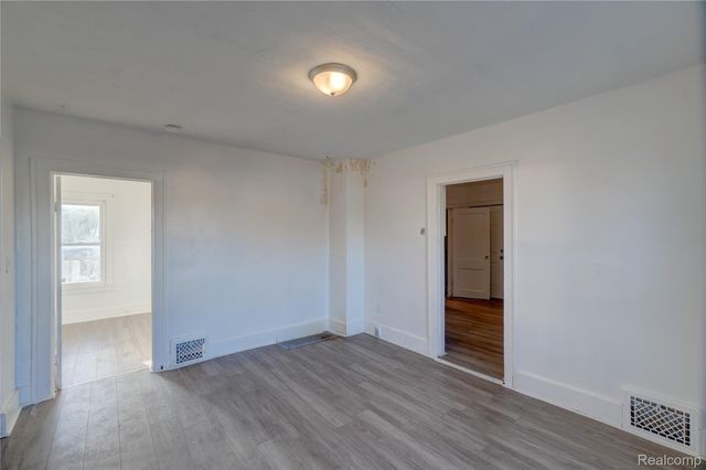 320 Hudson Street, Wyandotte, MI 48192