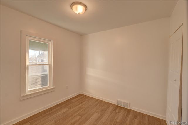 320 Hudson Street, Wyandotte, MI 48192