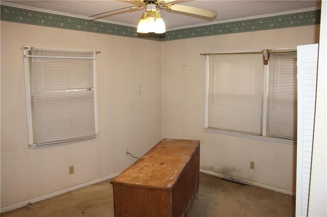 1401 N Main Street, Pittsburg, KS 66762