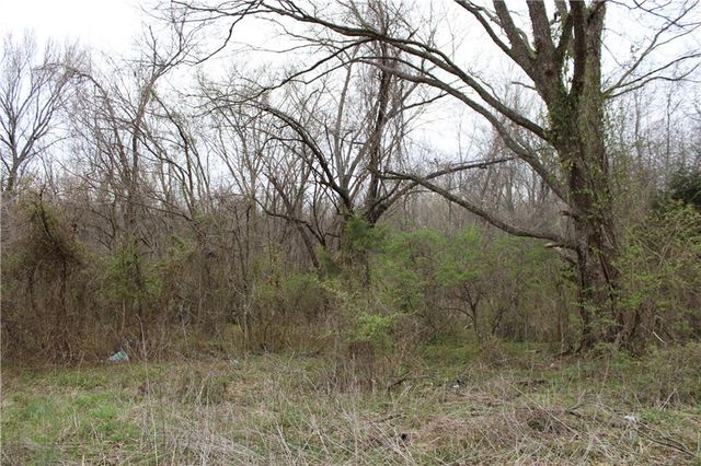 1401 N Main Street, Pittsburg, KS 66762