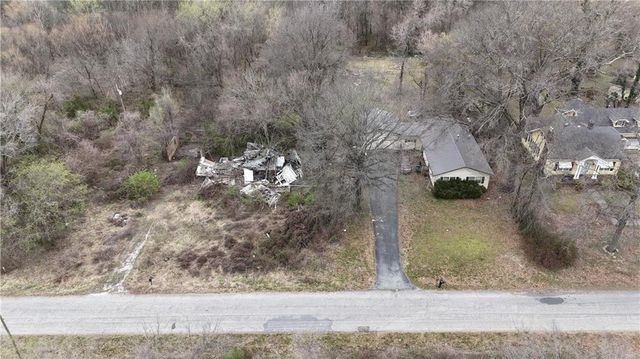 1401 N Main Street, Pittsburg, KS 66762