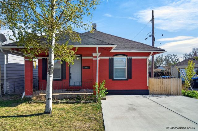 907 W PERSHING BLVD, Cheyenne, WY 82001