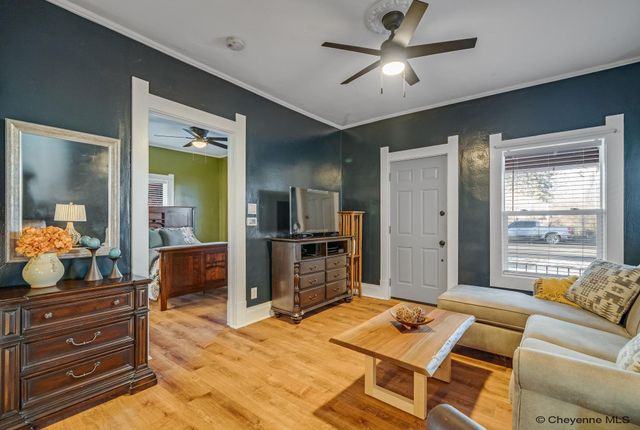 907 W PERSHING BLVD, Cheyenne, WY 82001