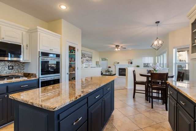 3557 Newcastle Drive SE, Rio Rancho, NM 87124