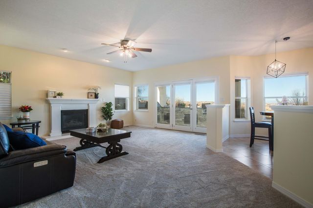 3557 Newcastle Drive SE, Rio Rancho, NM 87124