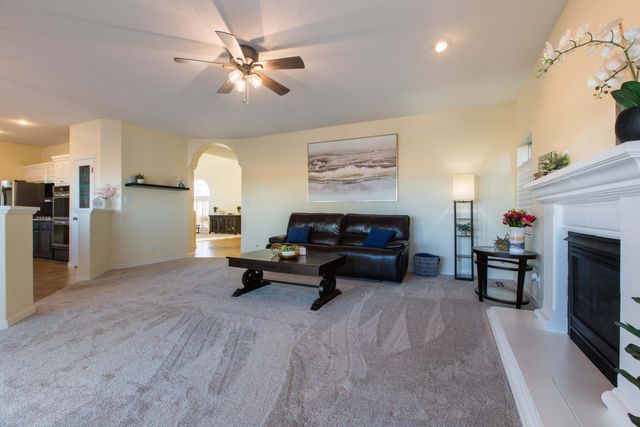 3557 Newcastle Drive SE, Rio Rancho, NM 87124