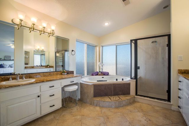 3557 Newcastle Drive SE, Rio Rancho, NM 87124