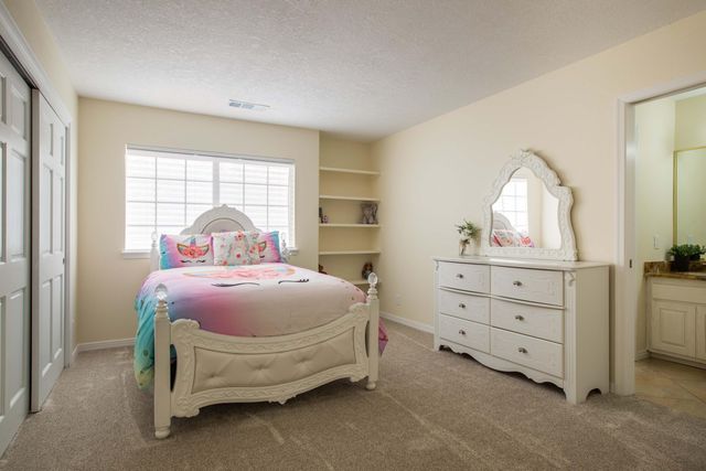 3557 Newcastle Drive SE, Rio Rancho, NM 87124