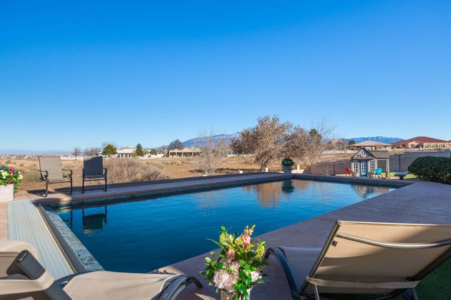 3557 Newcastle Drive SE, Rio Rancho, NM 87124