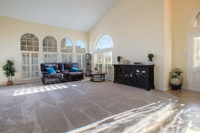 3557 Newcastle Drive SE, Rio Rancho, NM 87124