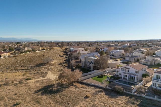 3557 Newcastle Drive SE, Rio Rancho, NM 87124