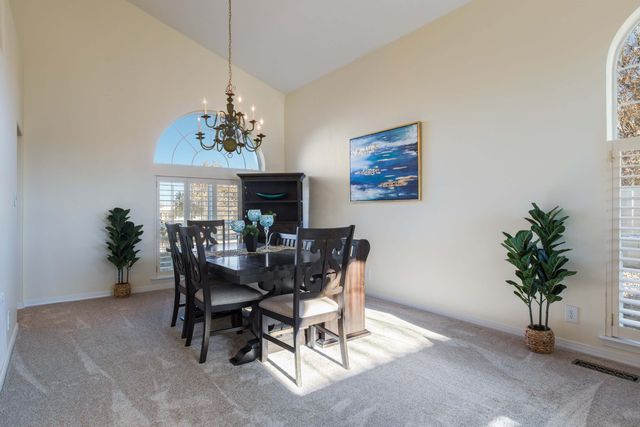 3557 Newcastle Drive SE, Rio Rancho, NM 87124