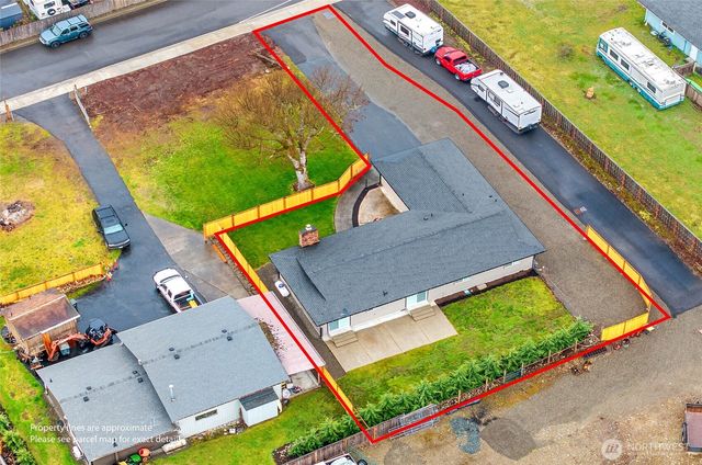 16517 43rd Avenue E, Tacoma, WA 98446