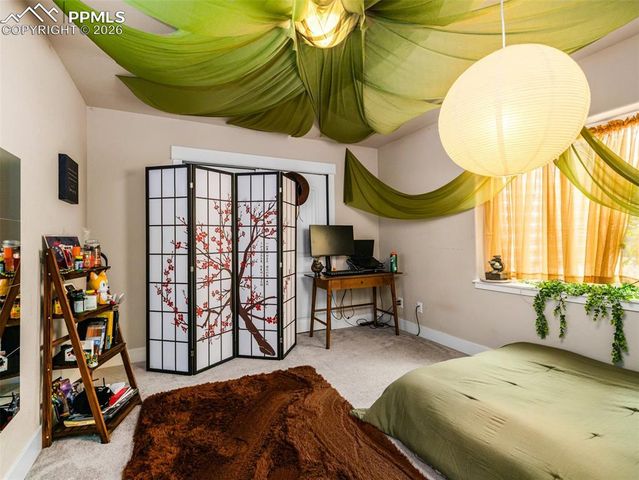 6043 Nash Drive, Colorado Springs, CO 80925