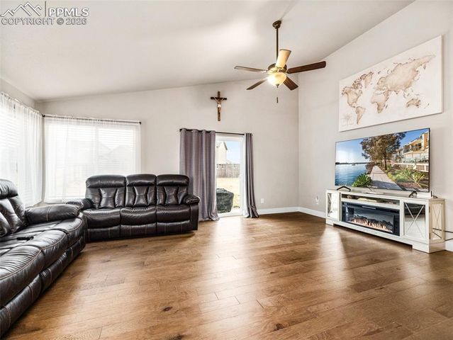 6043 Nash Drive, Colorado Springs, CO 80925