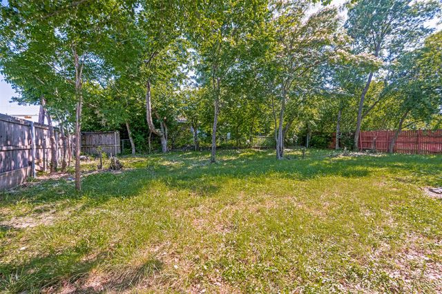 2122 Marilyn Lane, Arlington, TX 76010