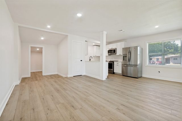 2122 Marilyn Lane, Arlington, TX 76010
