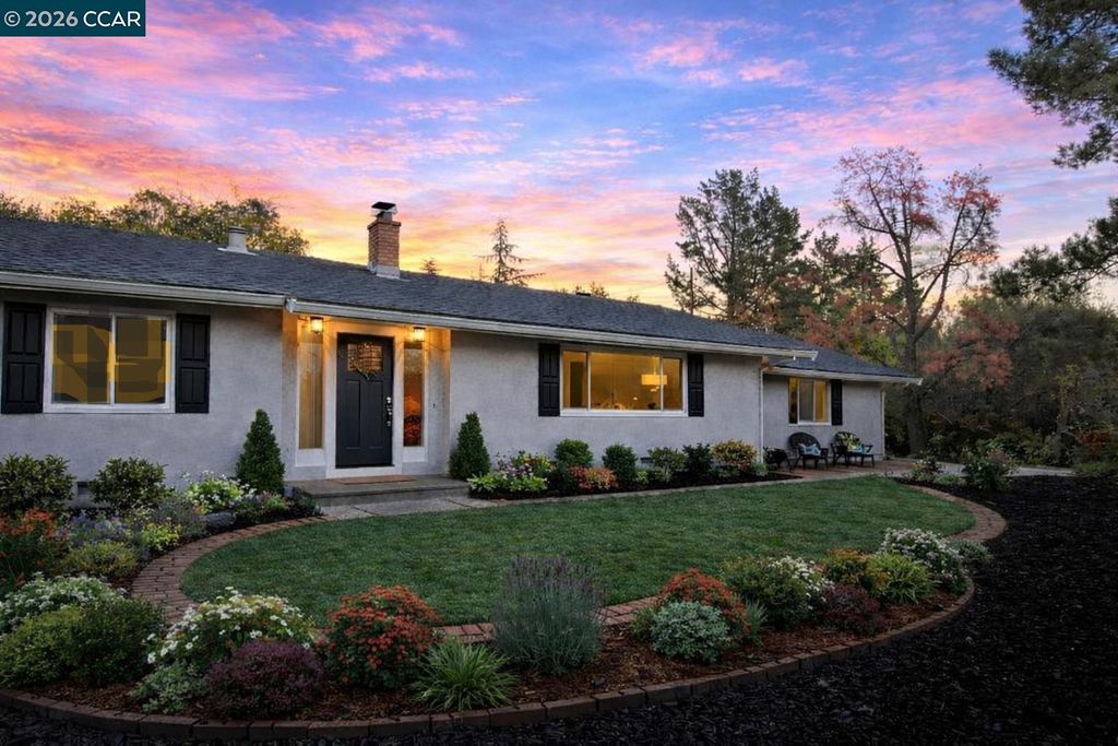 8 Cherry Hills Court, Lafayette, CA 94549