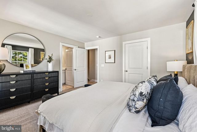 1809 HARVEST DR, Winchester, VA 22601