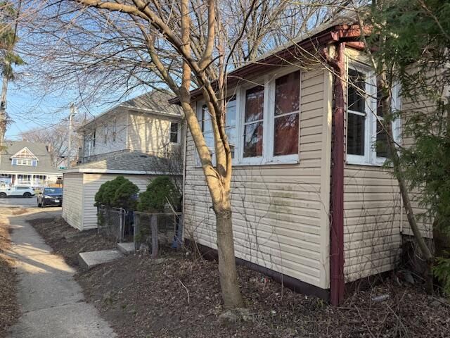 511 66th STREET, Kenosha, WI 53143