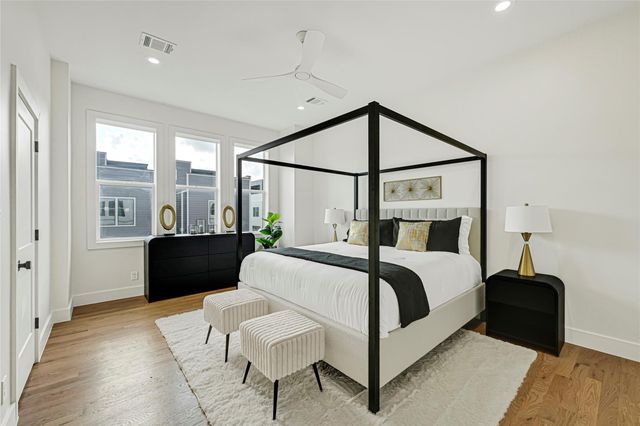 5617 Val Verde Street, Houston, TX 77057