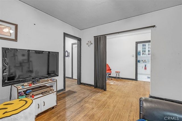 2081 Summit, Altadena, CA 91001