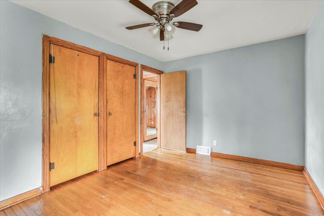 3234 E Fulton Avenue, Decatur, IL 62521