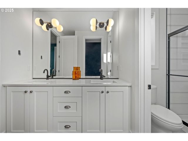 27776 Sw LARKSPUR Ter, Wilsonville, OR 97070