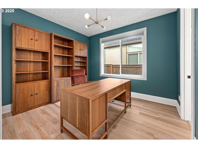 27776 Sw LARKSPUR Ter, Wilsonville, OR 97070