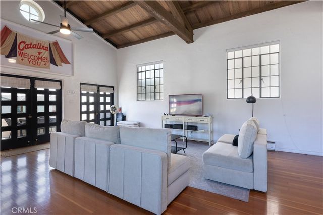 209 E Whittley, Avalon, CA 90704