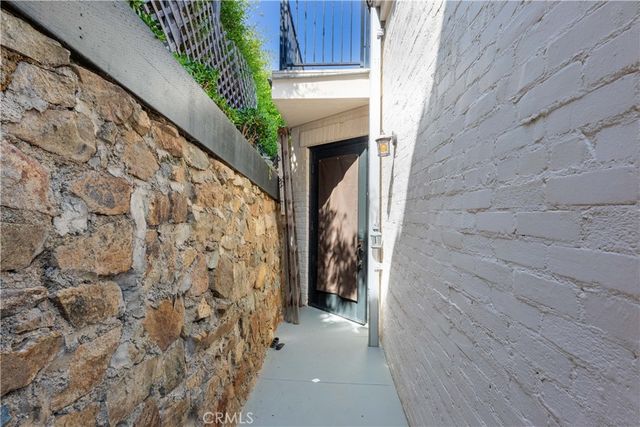 209 E Whittley, Avalon, CA 90704