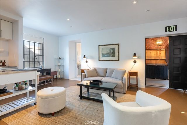 209 E Whittley, Avalon, CA 90704