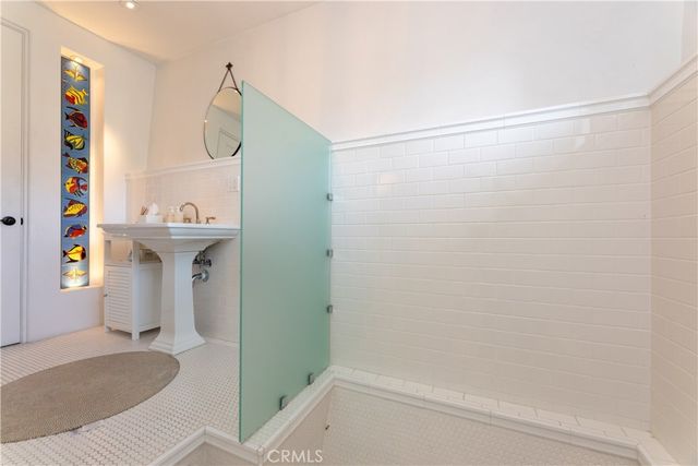 209 E Whittley, Avalon, CA 90704