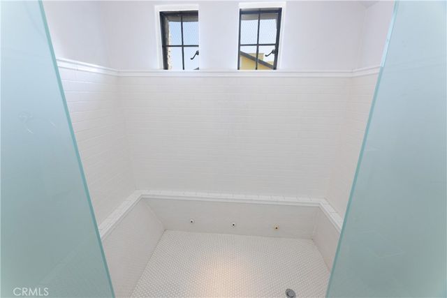 209 E Whittley, Avalon, CA 90704