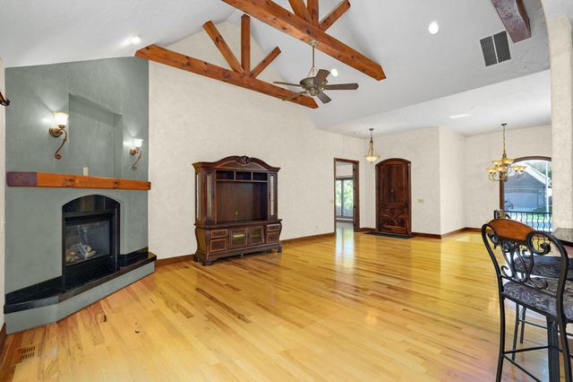 3912 E Windsmore Drive, Springfield, MO 65802