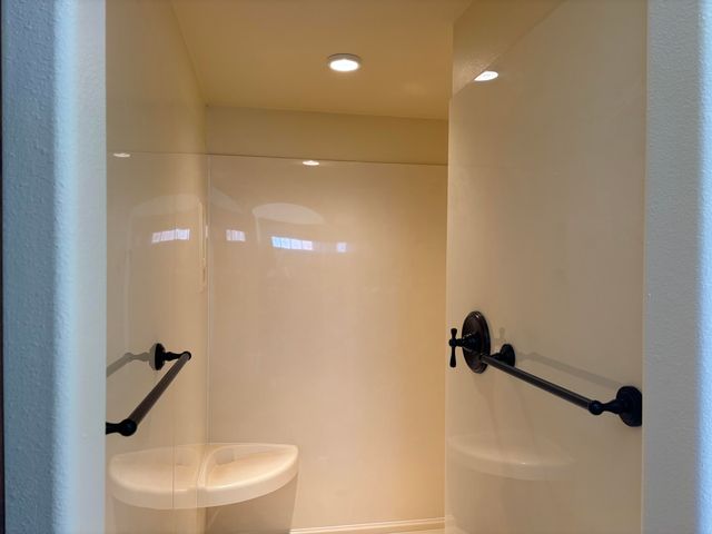 3912 E Windsmore Drive, Springfield, MO 65802