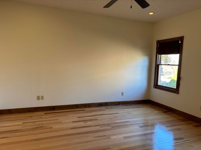 3912 E Windsmore Drive, Springfield, MO 65802