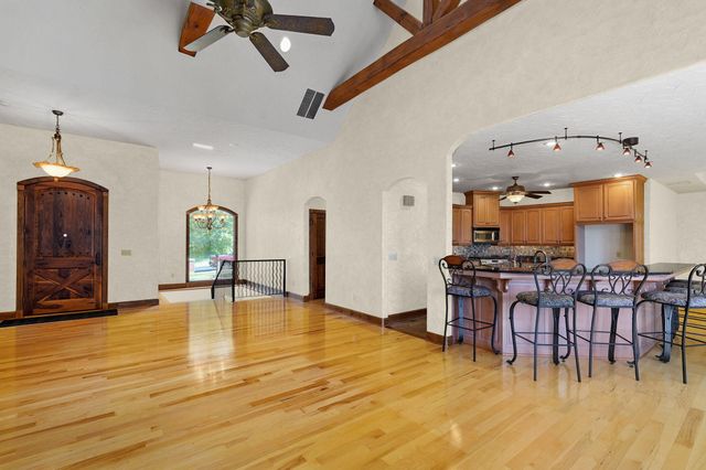 3912 E Windsmore Drive, Springfield, MO 65802