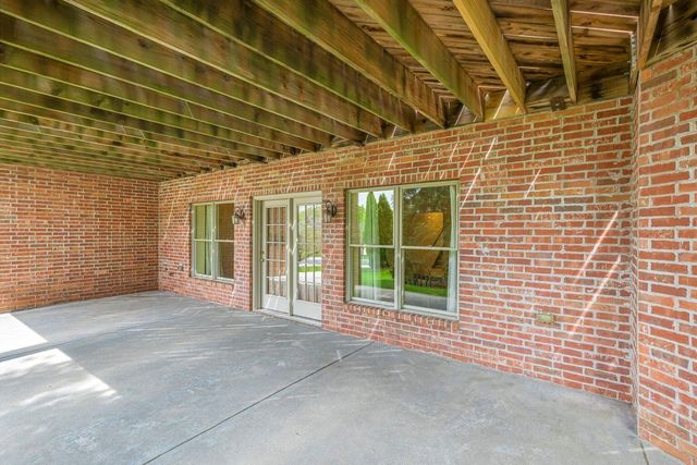 3912 E Windsmore Drive, Springfield, MO 65802