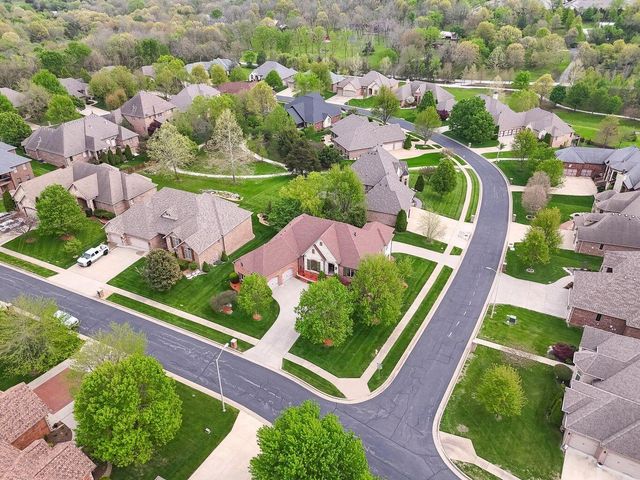 3912 E Windsmore Drive, Springfield, MO 65802