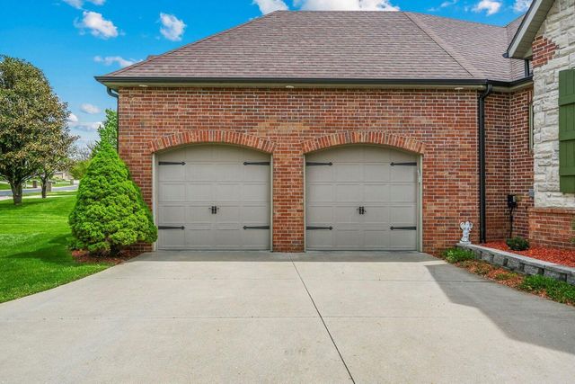 3912 E Windsmore Drive, Springfield, MO 65802