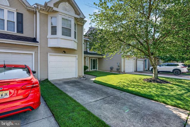 30 STOKES RD, Mount Laurel, NJ 08054